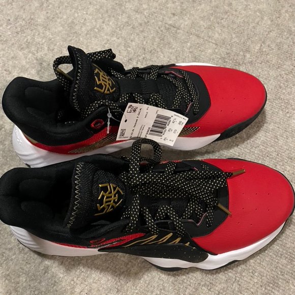 D.O.N issue #1 ‘Black Scarlet’ size 9. NWT new with tags. 100% authentic BOUNCE main image 9